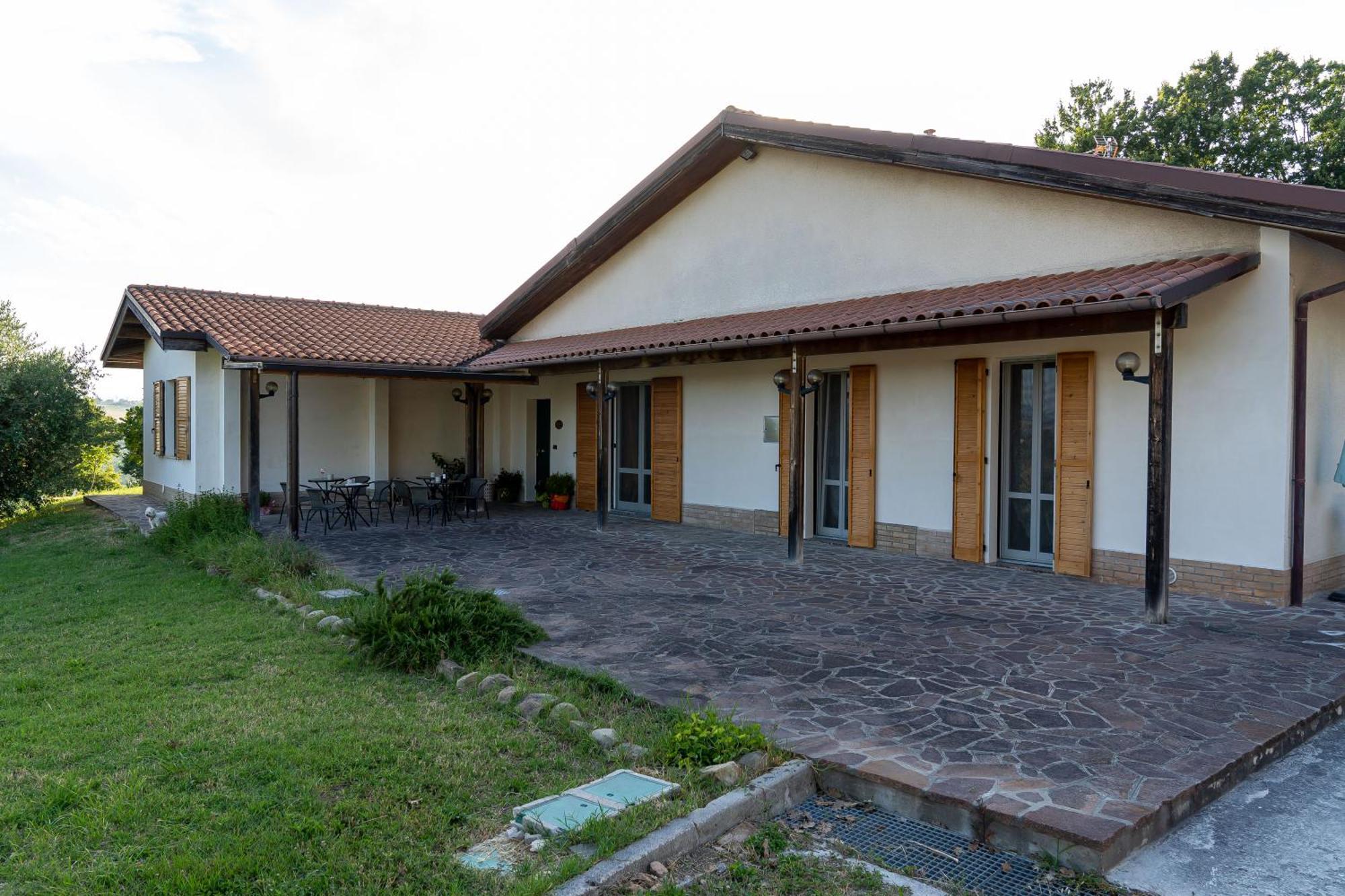 B&B La Figuretta Iesi Exterior foto